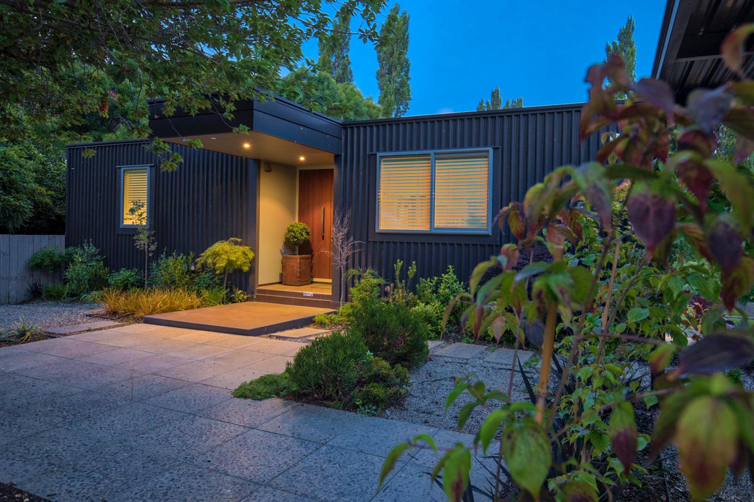 Waters Edge by Sotheby's Luxury Rental Homes