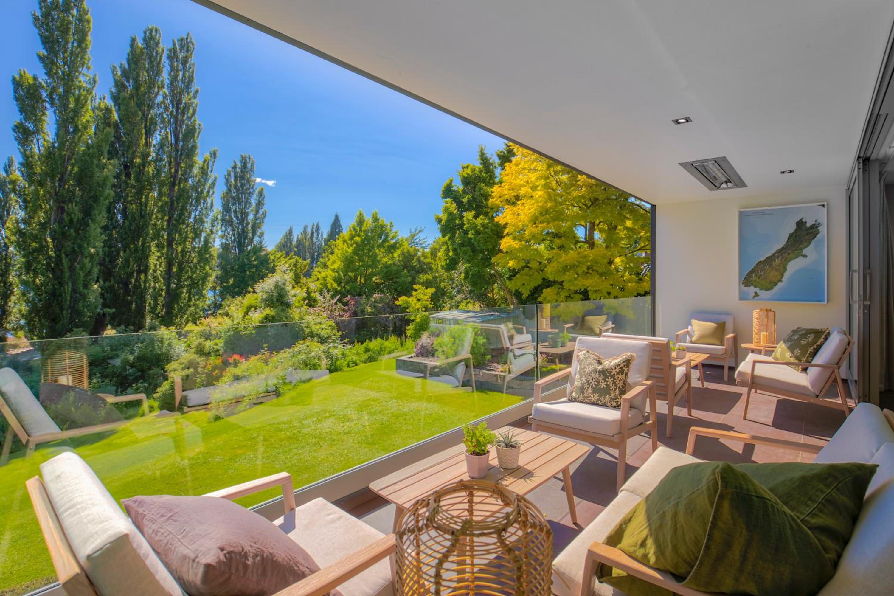 Waters Edge by Sotheby's Luxury Rental Homes