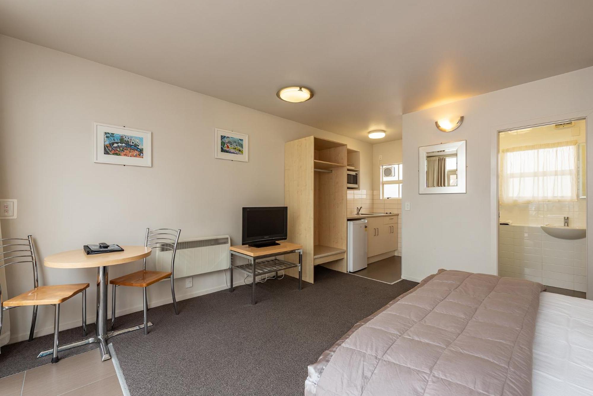 Apollo Lodge - Free Parking