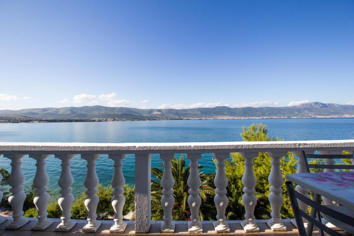 Apartments David - 20m from beach view 3