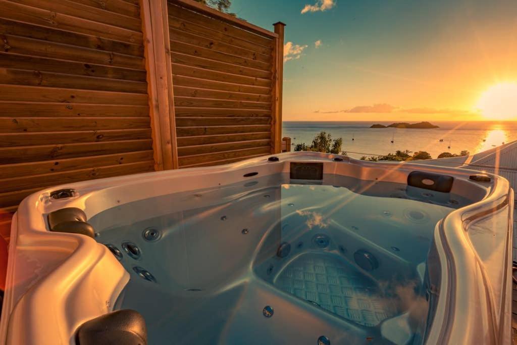 Sunset Lodge