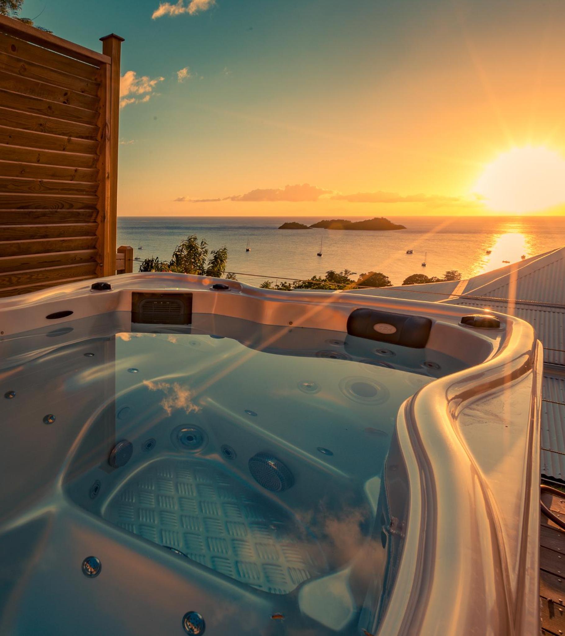 Sunset Lodge