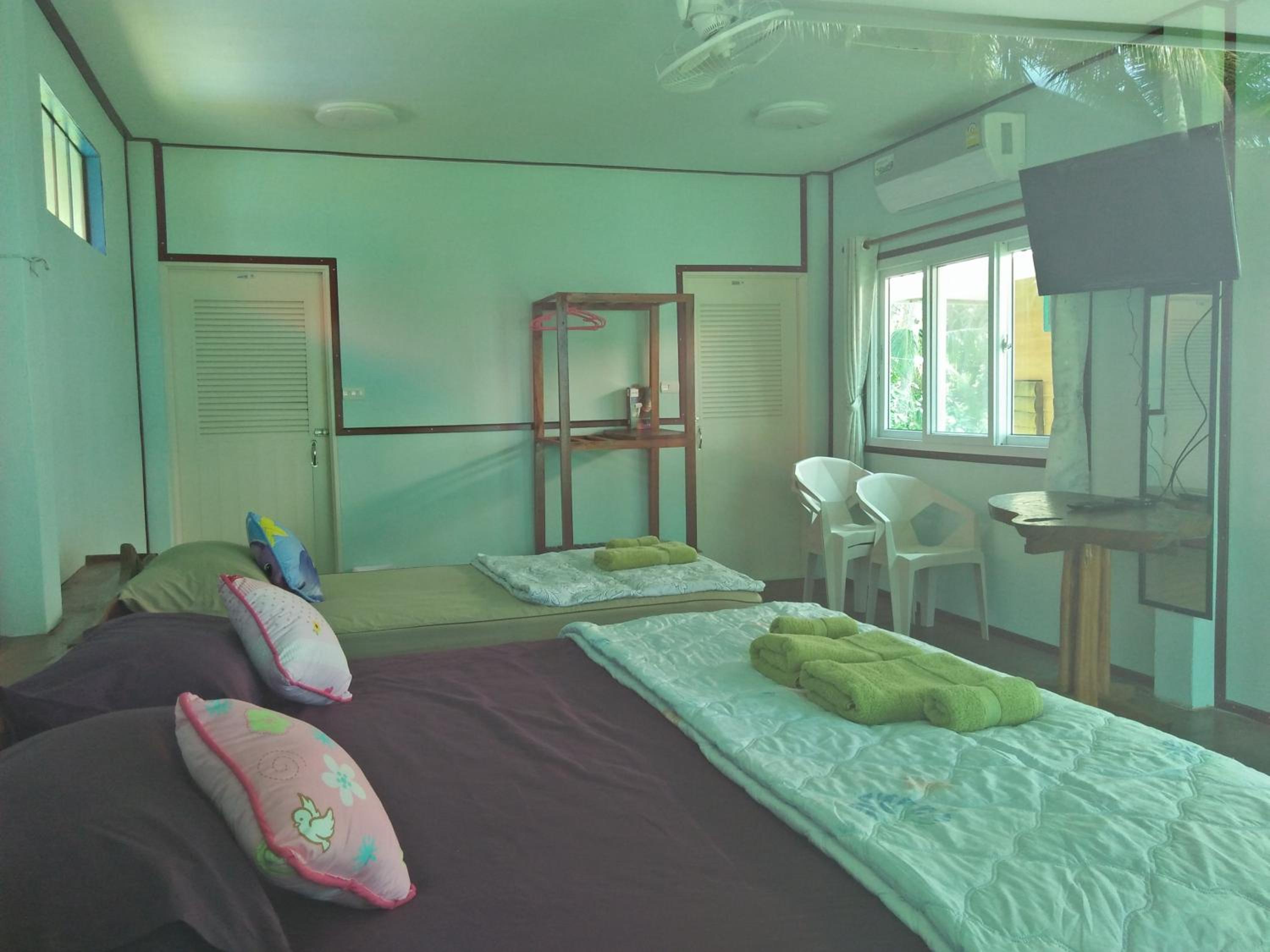 Happy Days Resort