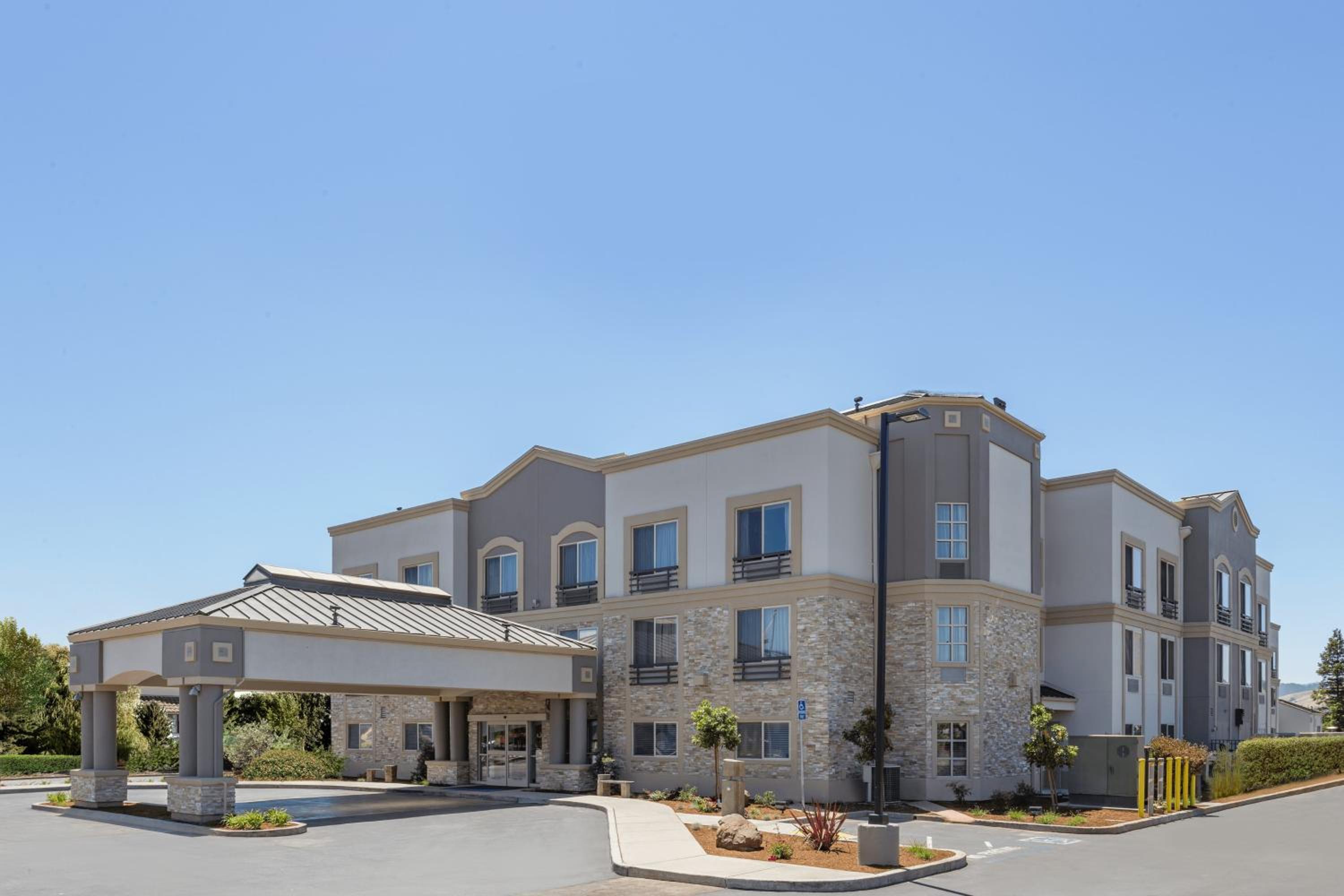 Hotel Holiday Inn Express & Suites San Jose-morgan Hill By Ihg