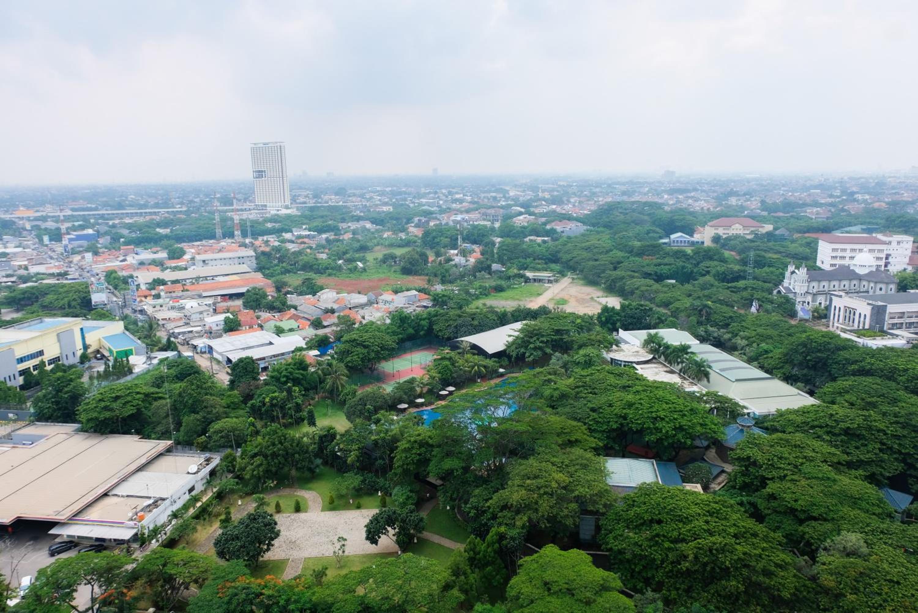Best Price 2BR Apartment at Brooklyn Alam Sutera By Travelio view 2