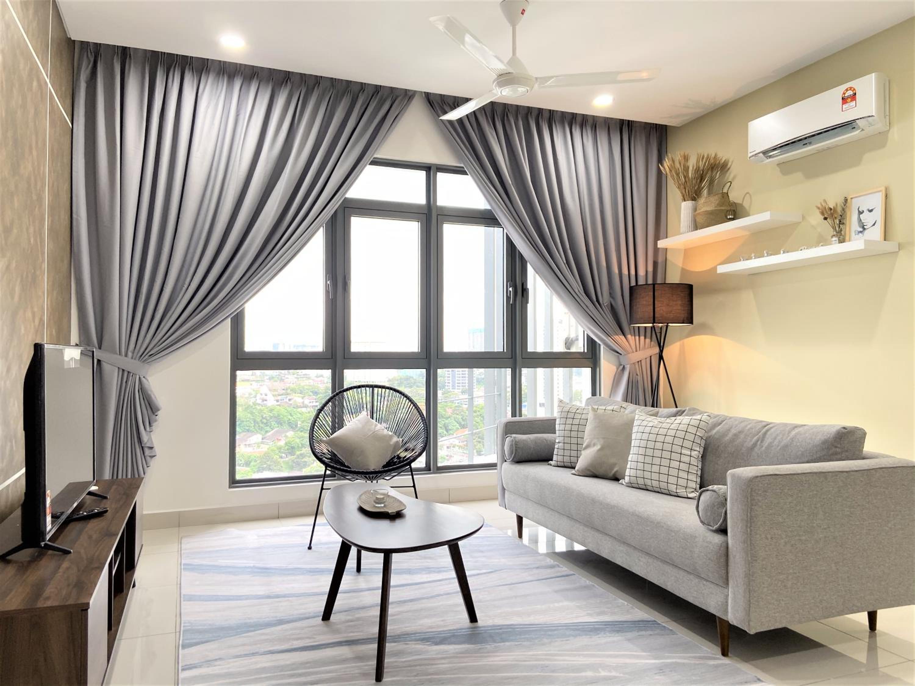 Vivo by Plush