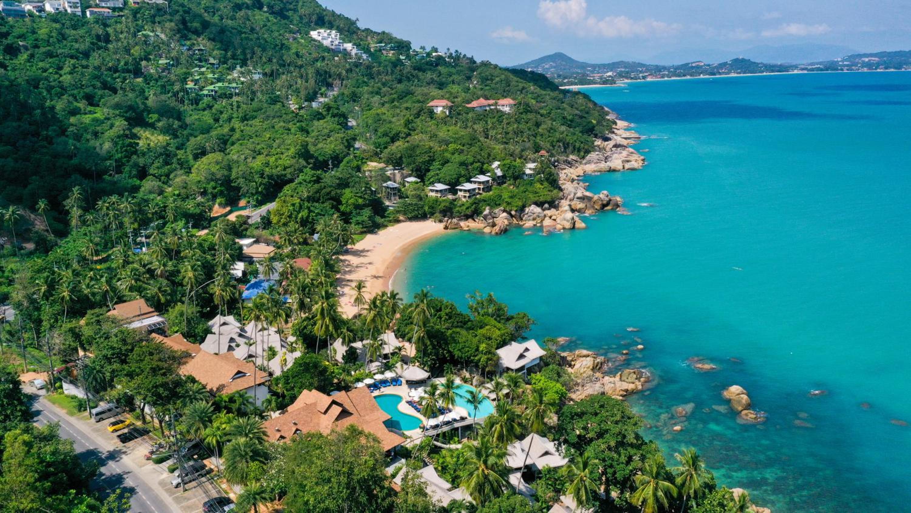 Coral Cliff Beach Resort Samui - SHA Plus