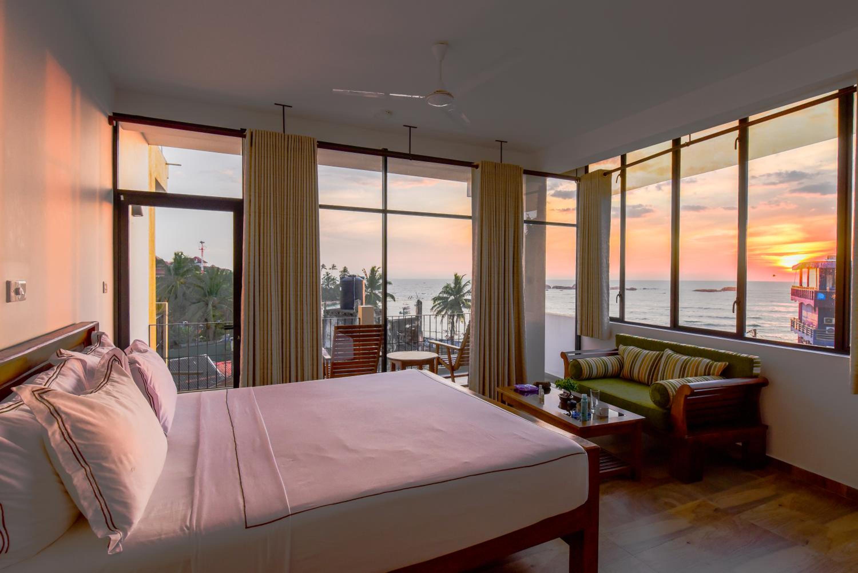 Chaaya inn Hotel