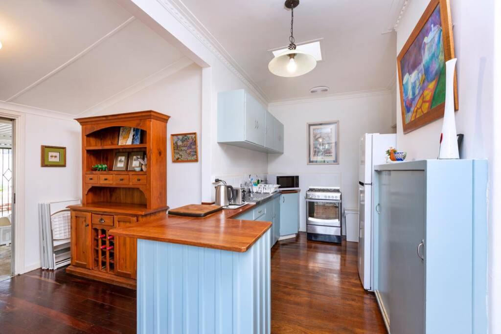 Camellia Cottage - PET FRIENDLY - Kwinana