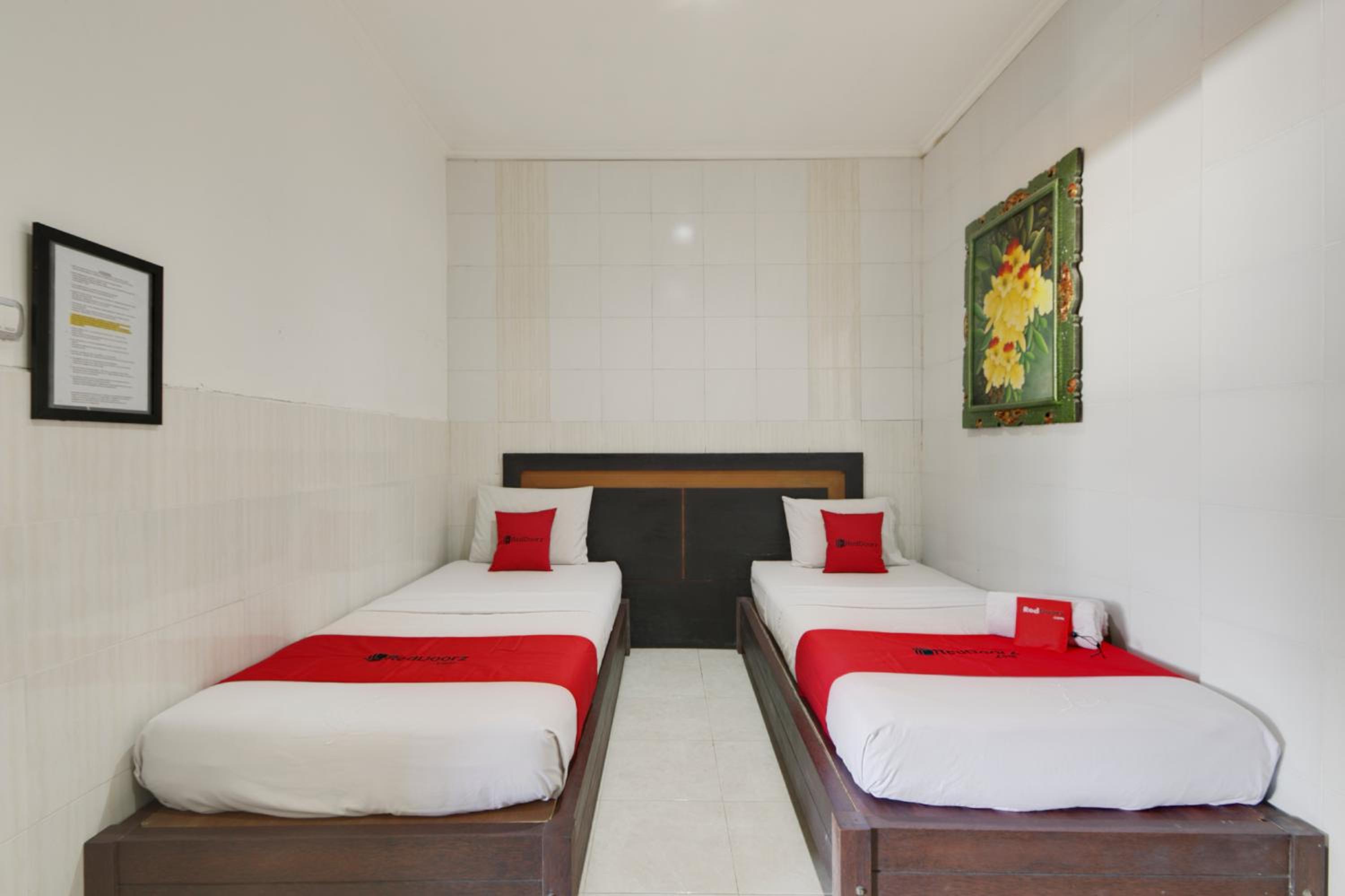 RedDoorz near Stadion Kompyang Sujana Bali