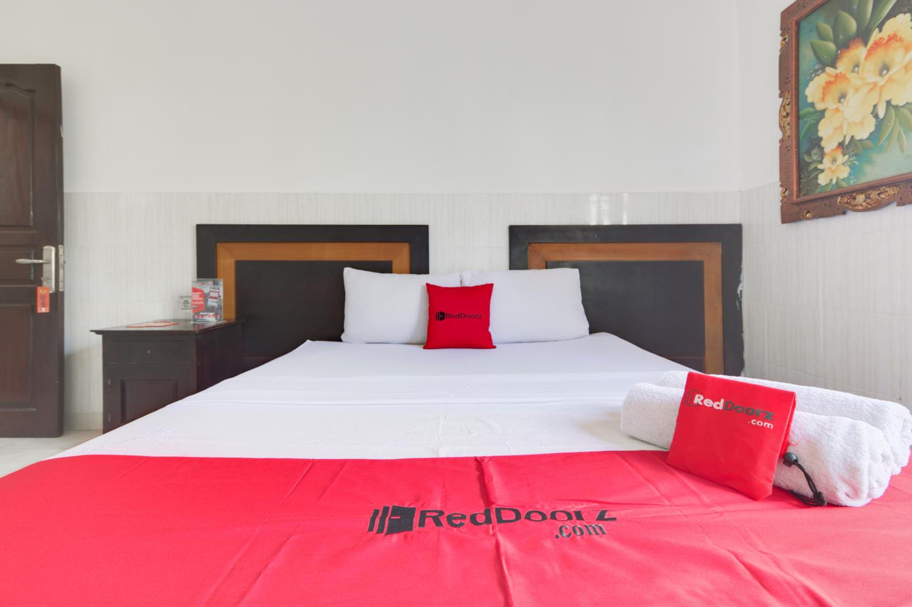 RedDoorz near Stadion Kompyang Sujana Bali