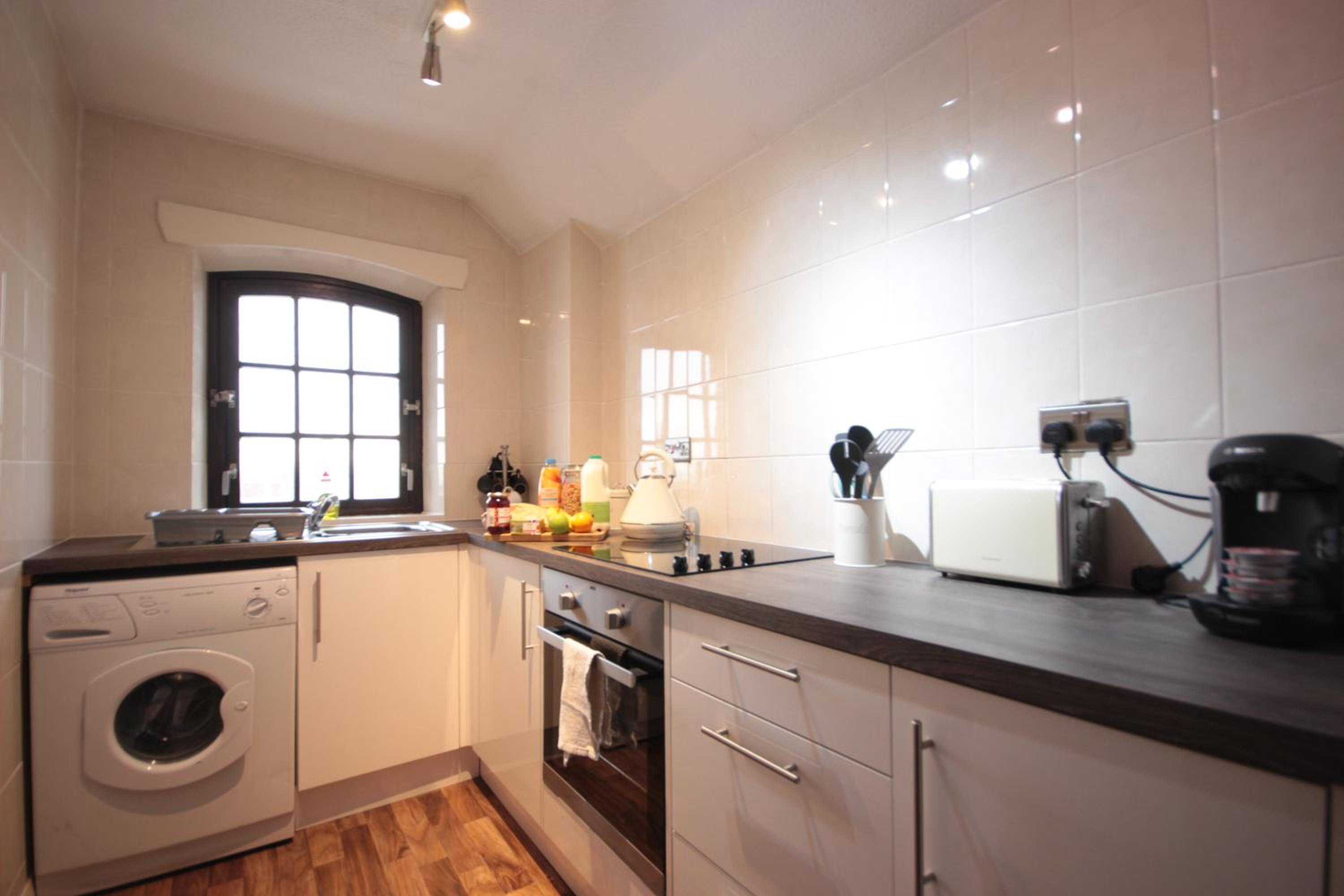 Marina Humber View Apartment