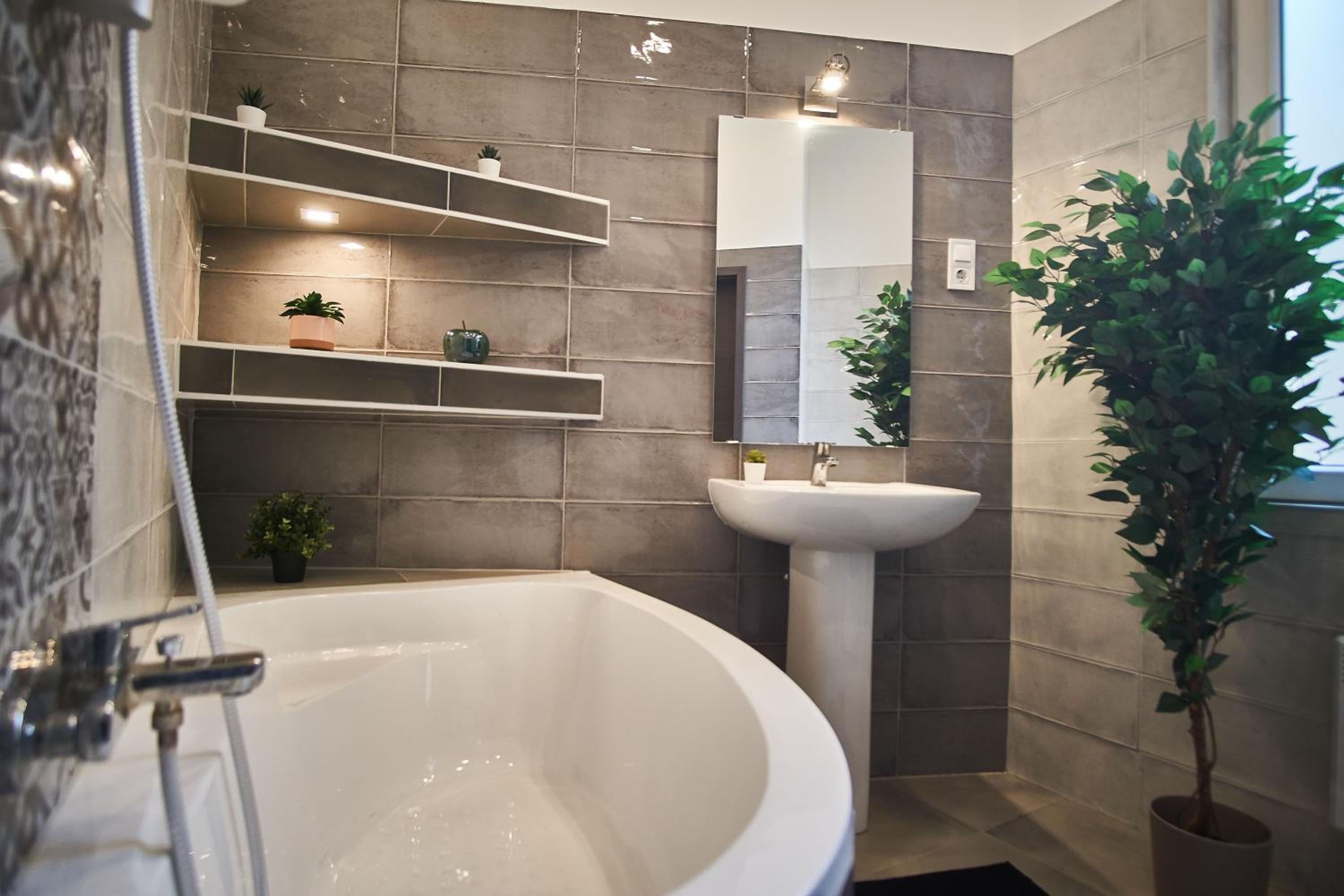 F4 Design Apartment- Budapest view 3