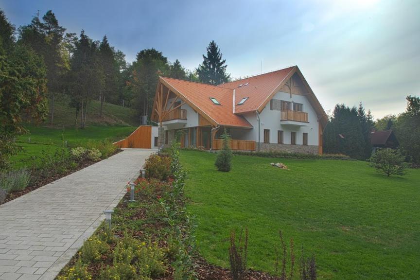 children's play area