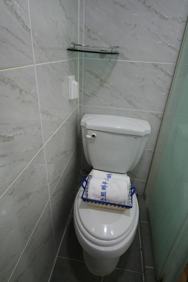 Chloe Hostel