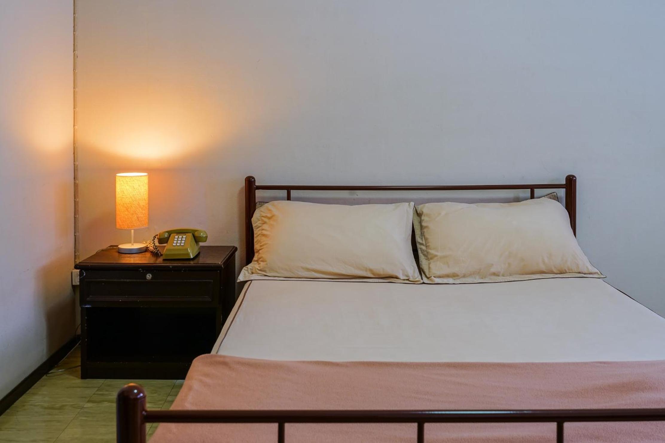 Vintage Studio Petch Tower Apartments Thonglor Ekkamai view 5