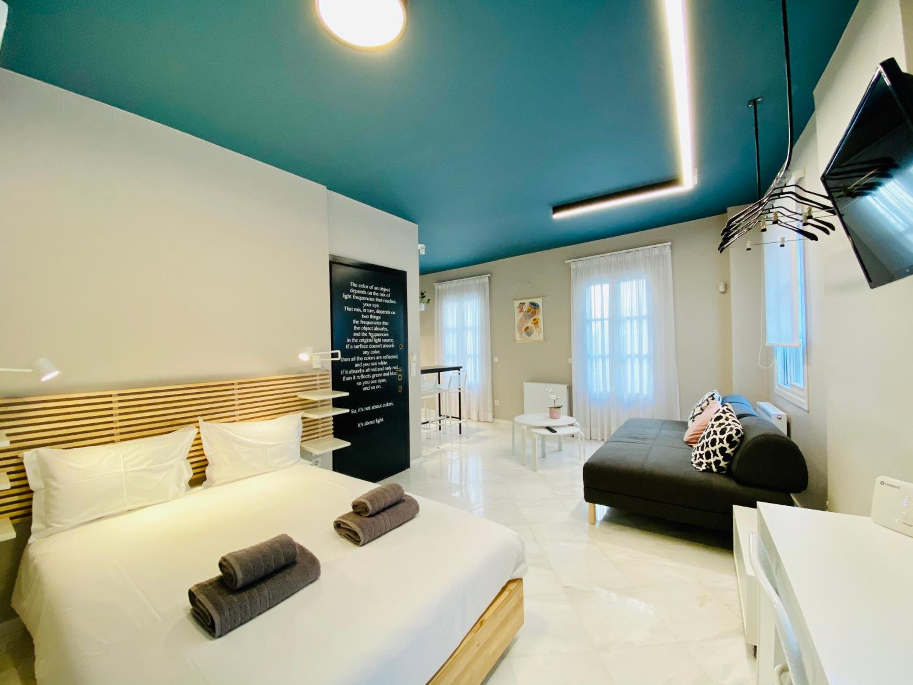 Whale Apartment - Plaka