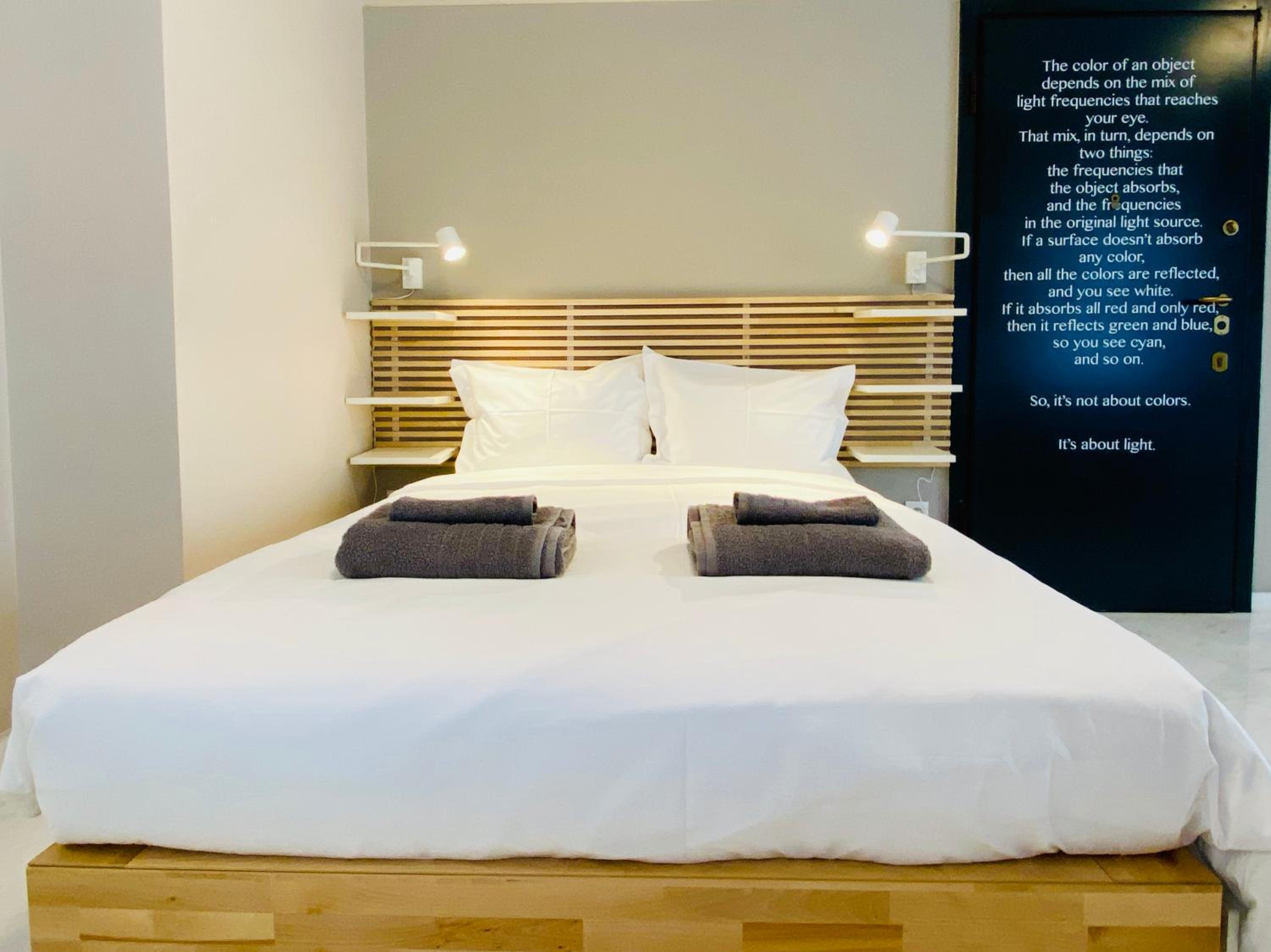 Whale Apartment - Plaka
