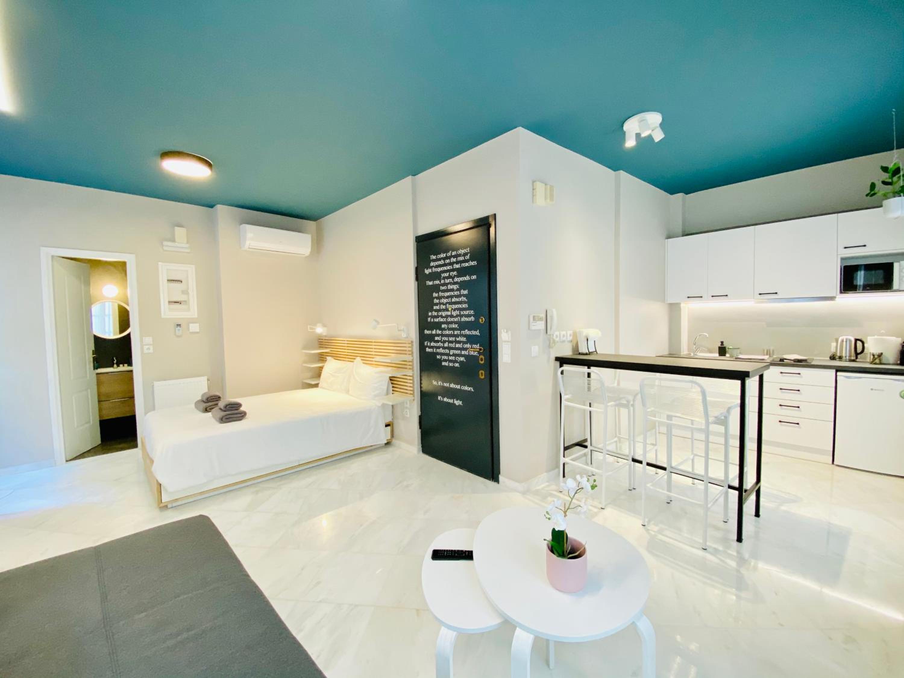 Whale Apartment - Plaka