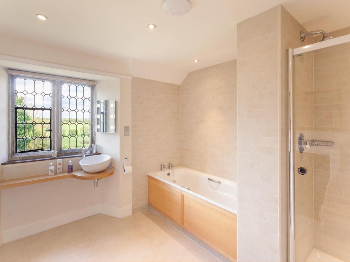 Great Bidlake Manor
