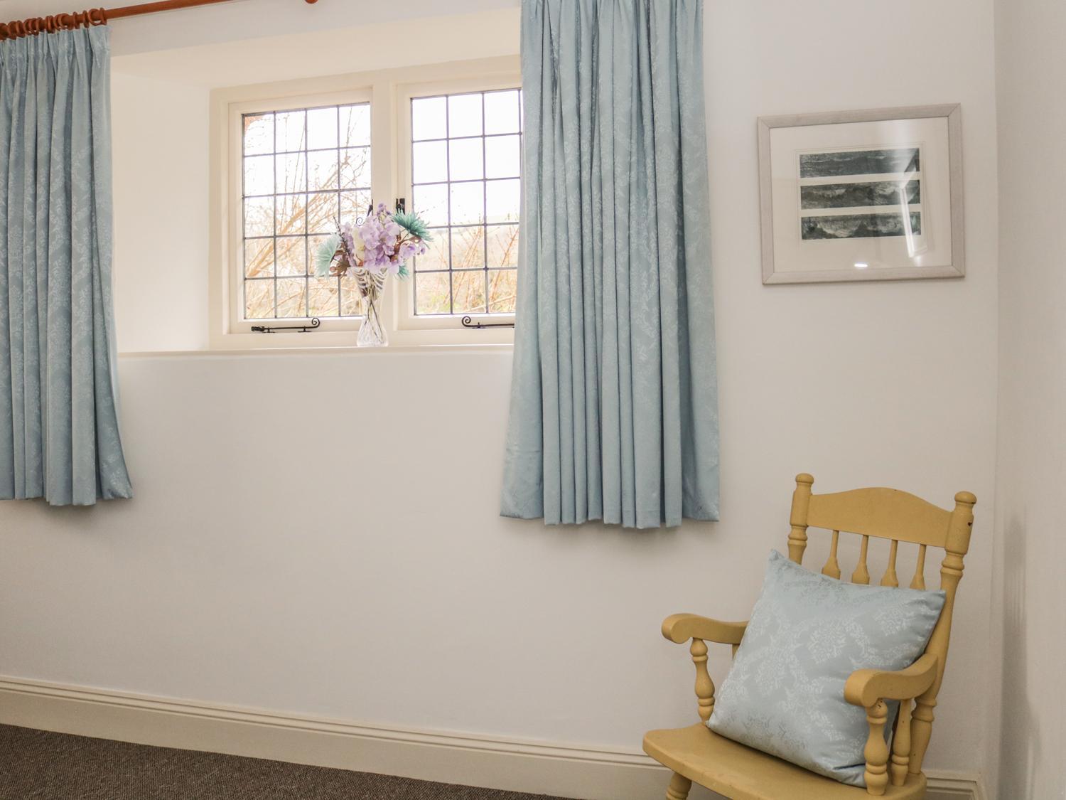 Alice Cottage