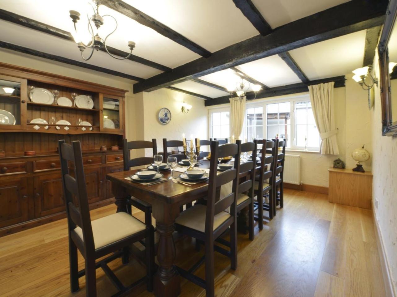 Lower Wadden Farmhouse and Annexe