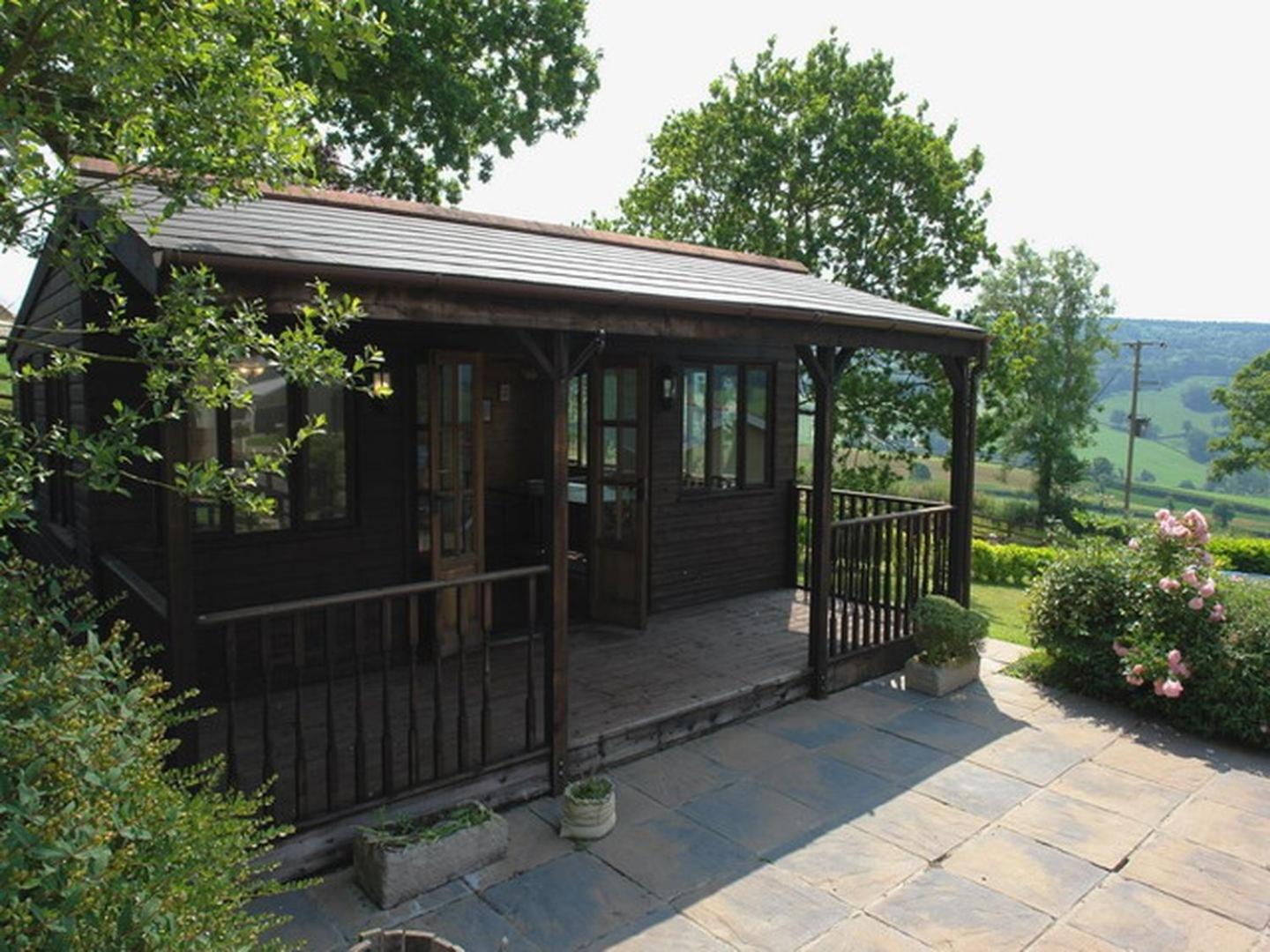 Lower Wadden Farmhouse and Annexe