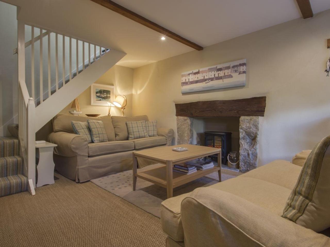 Cherry Tree Cottage view 3
