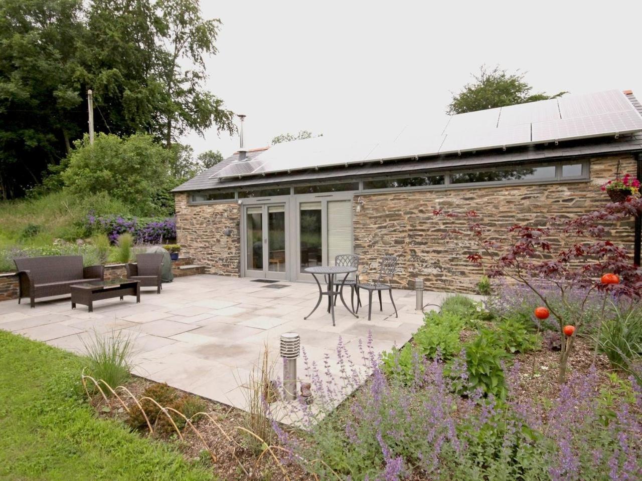 Mugwell Barn
