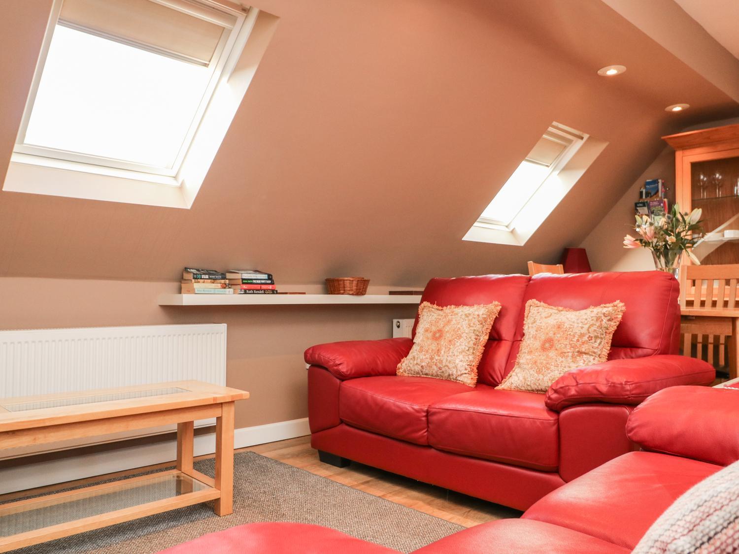 Temple Mews - Image 4