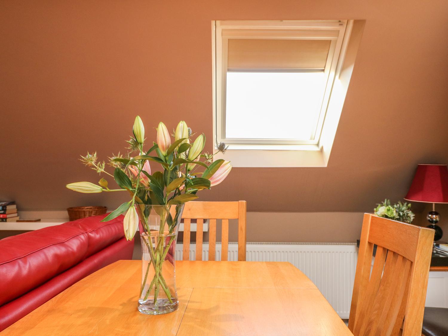 Temple Mews - Image 5