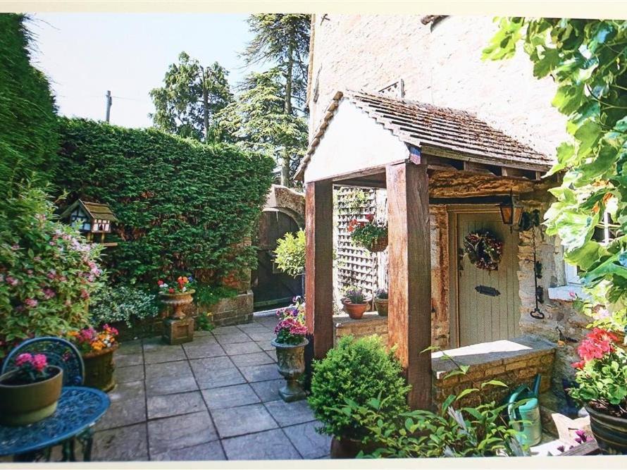 Pike Cottage view 2