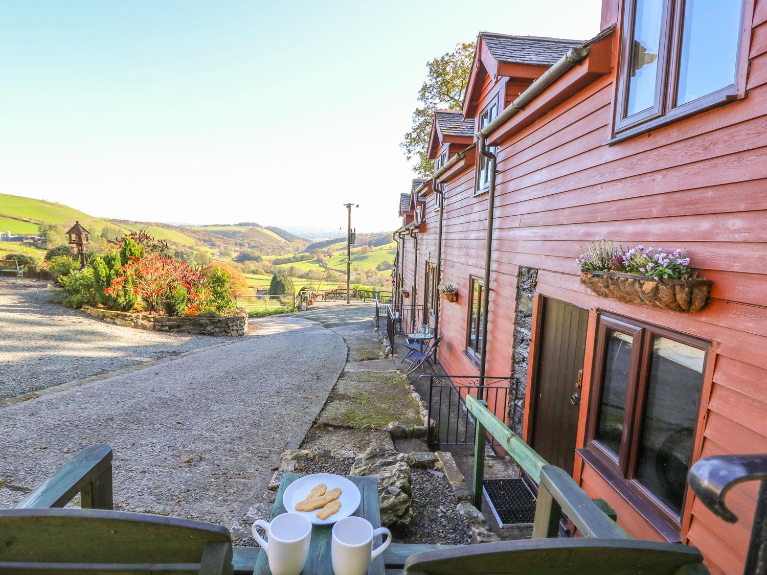 Oak Cottage view 3