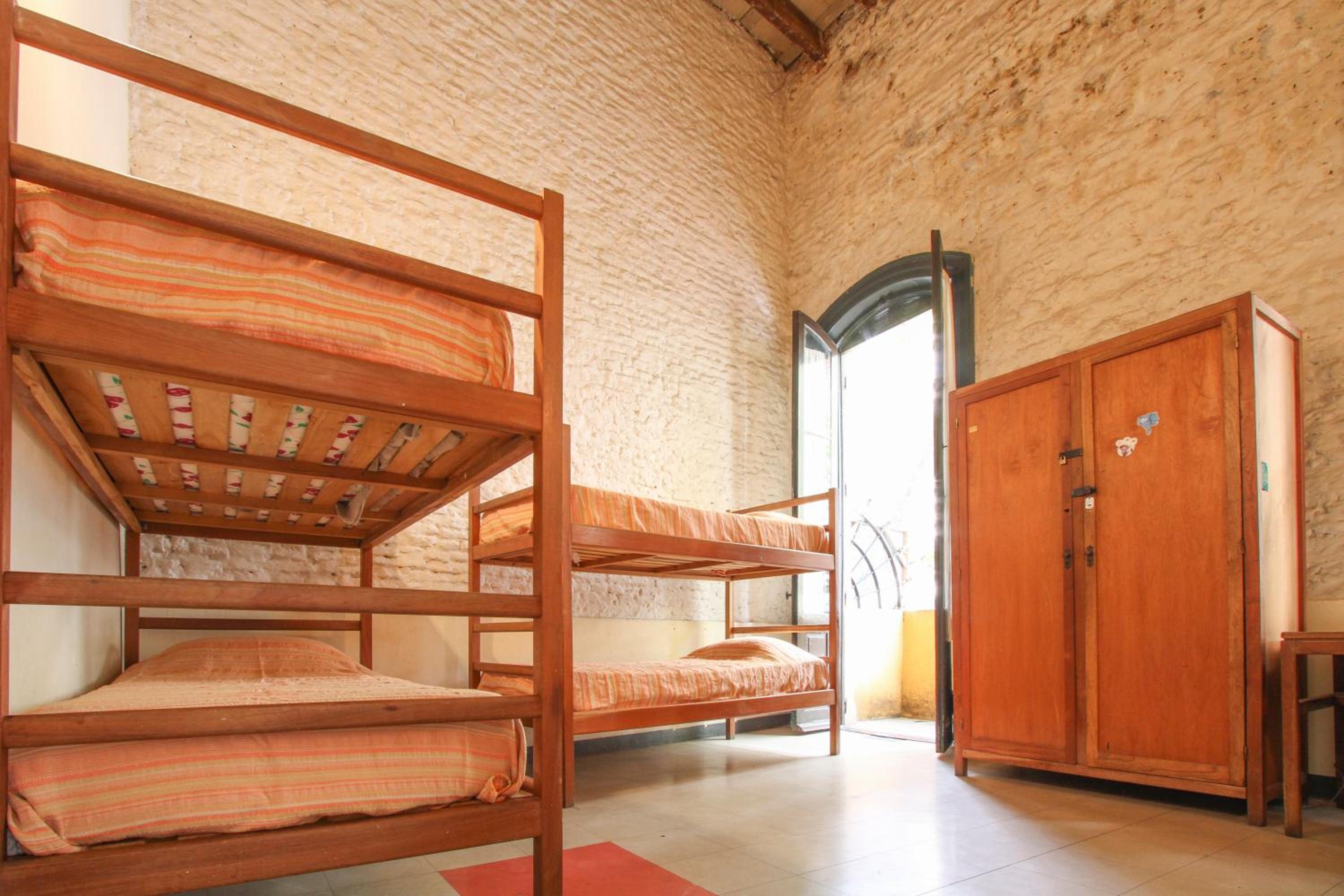 Granados Hostel