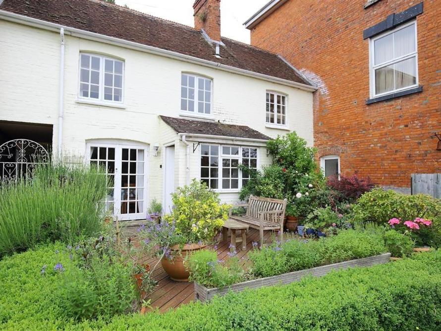 The Mews Cottage view 3