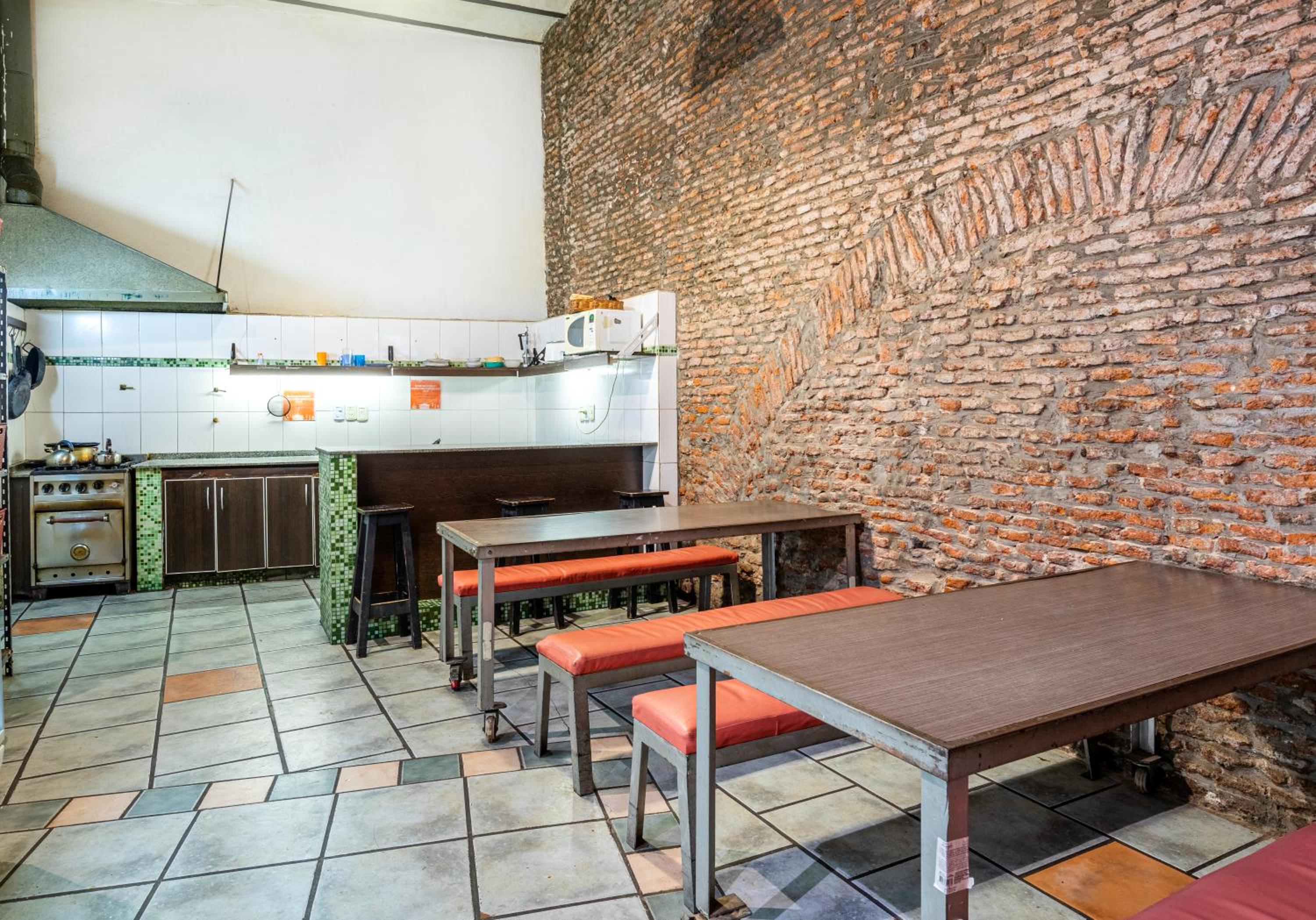 Granados Hostel