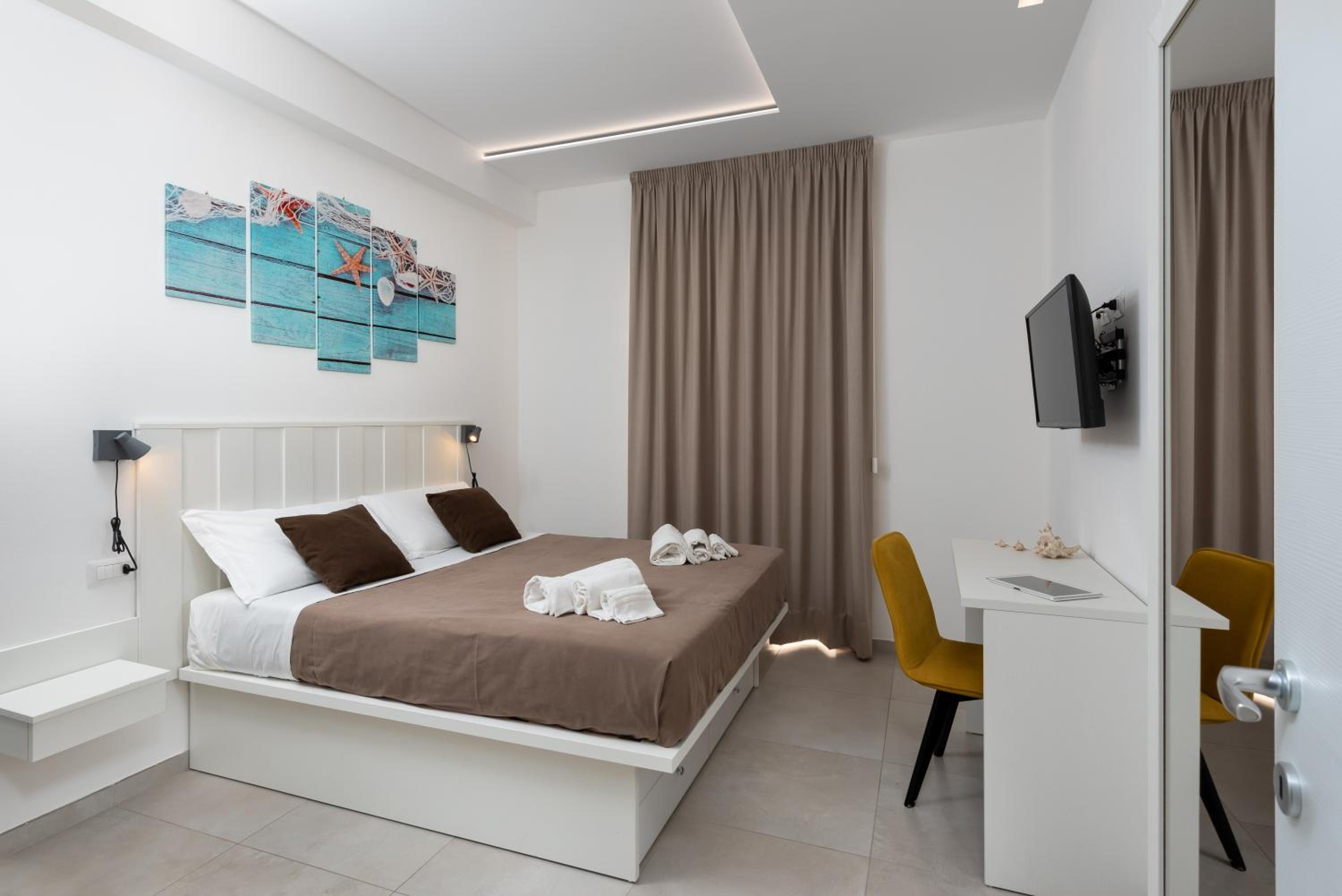 Isule Apartment & Terrace