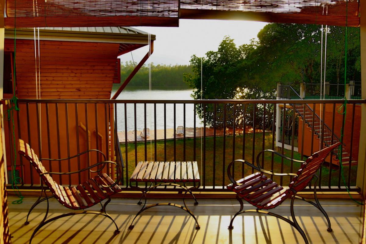 balcony