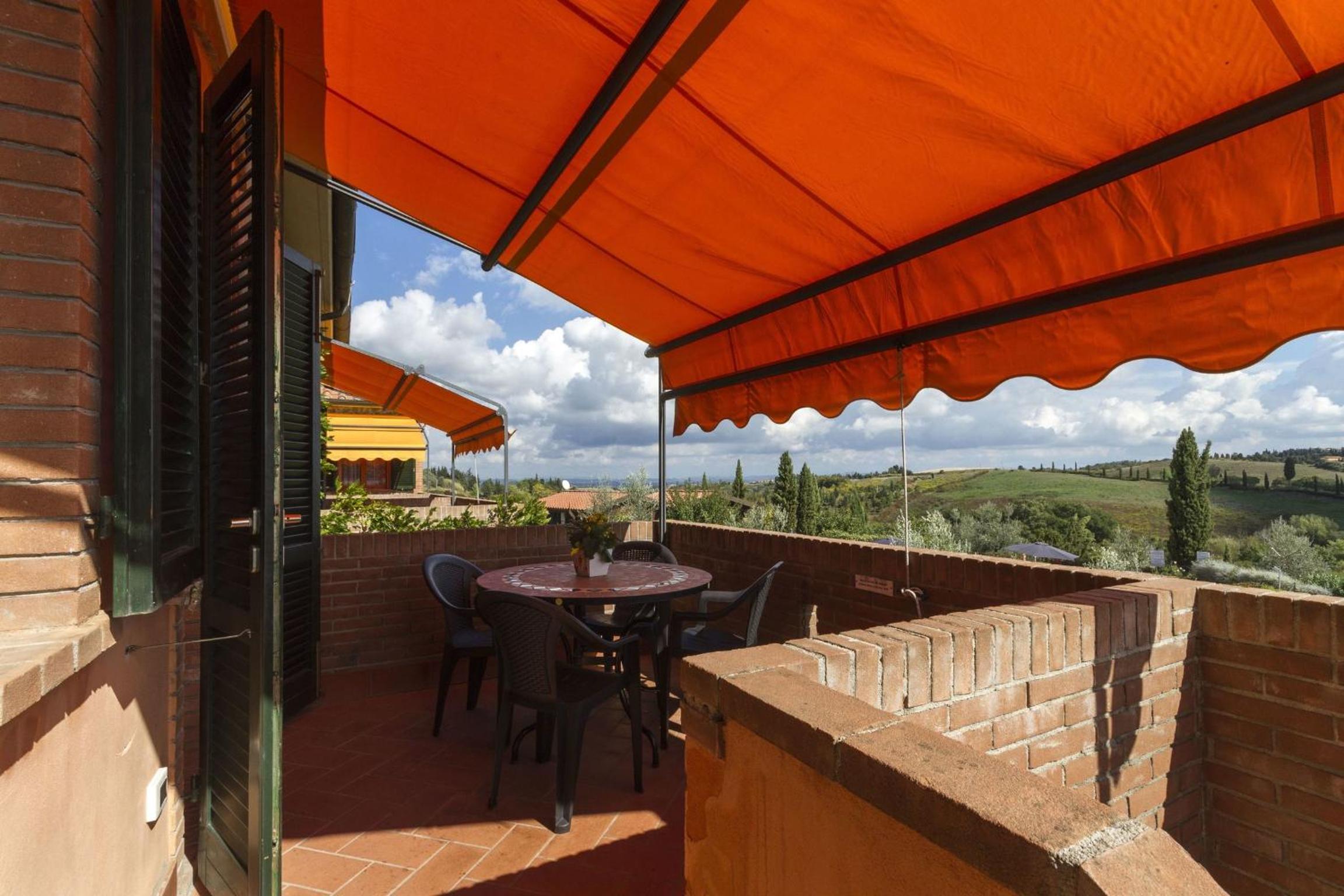 Calanchi Apartments