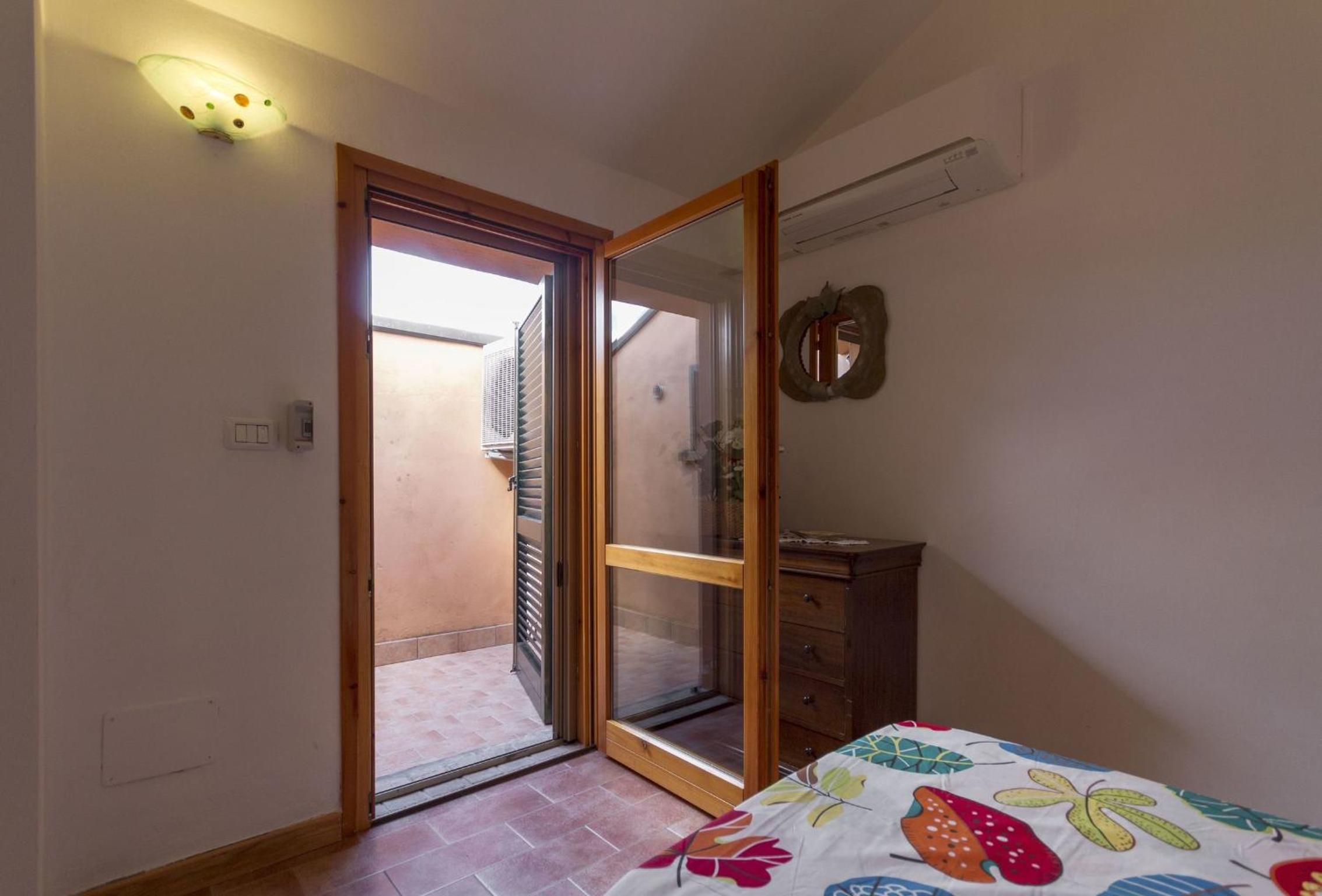 Calanchi Apartments