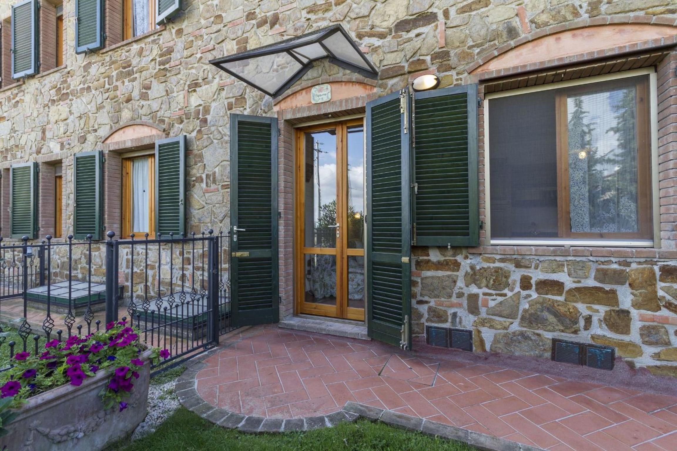 Calanchi Apartments