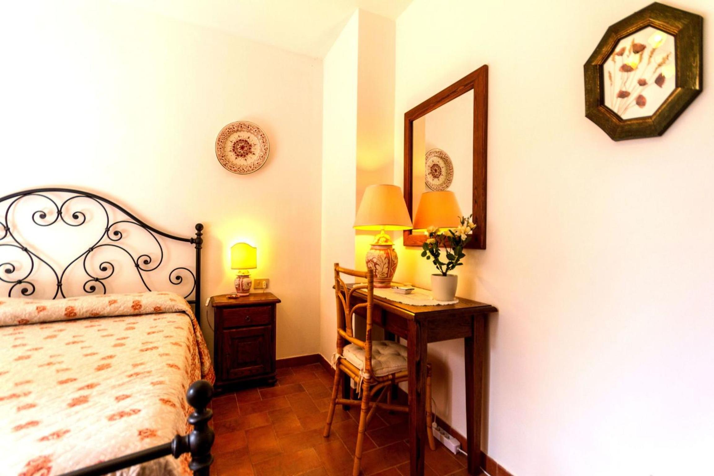 Calanchi Apartments