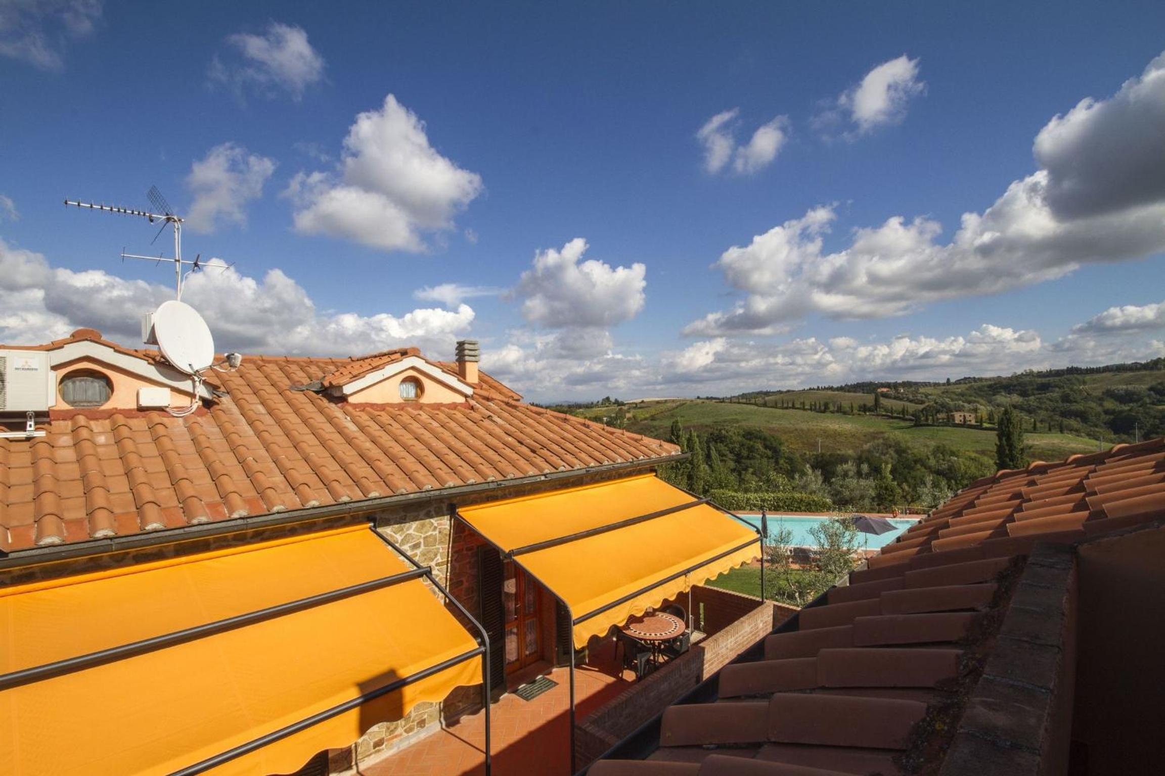 Calanchi Apartments