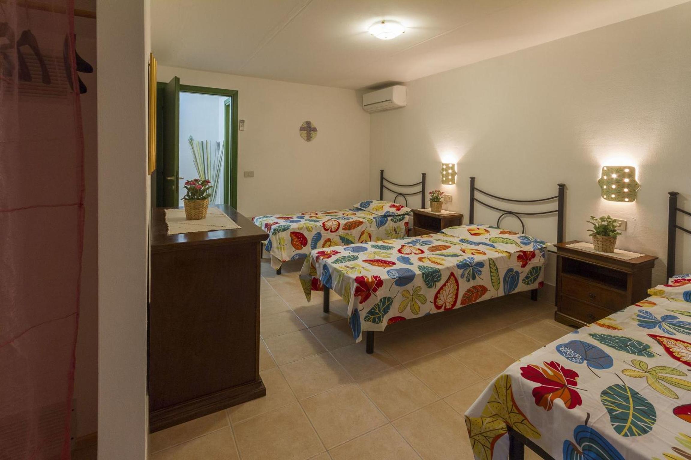 Calanchi Apartments