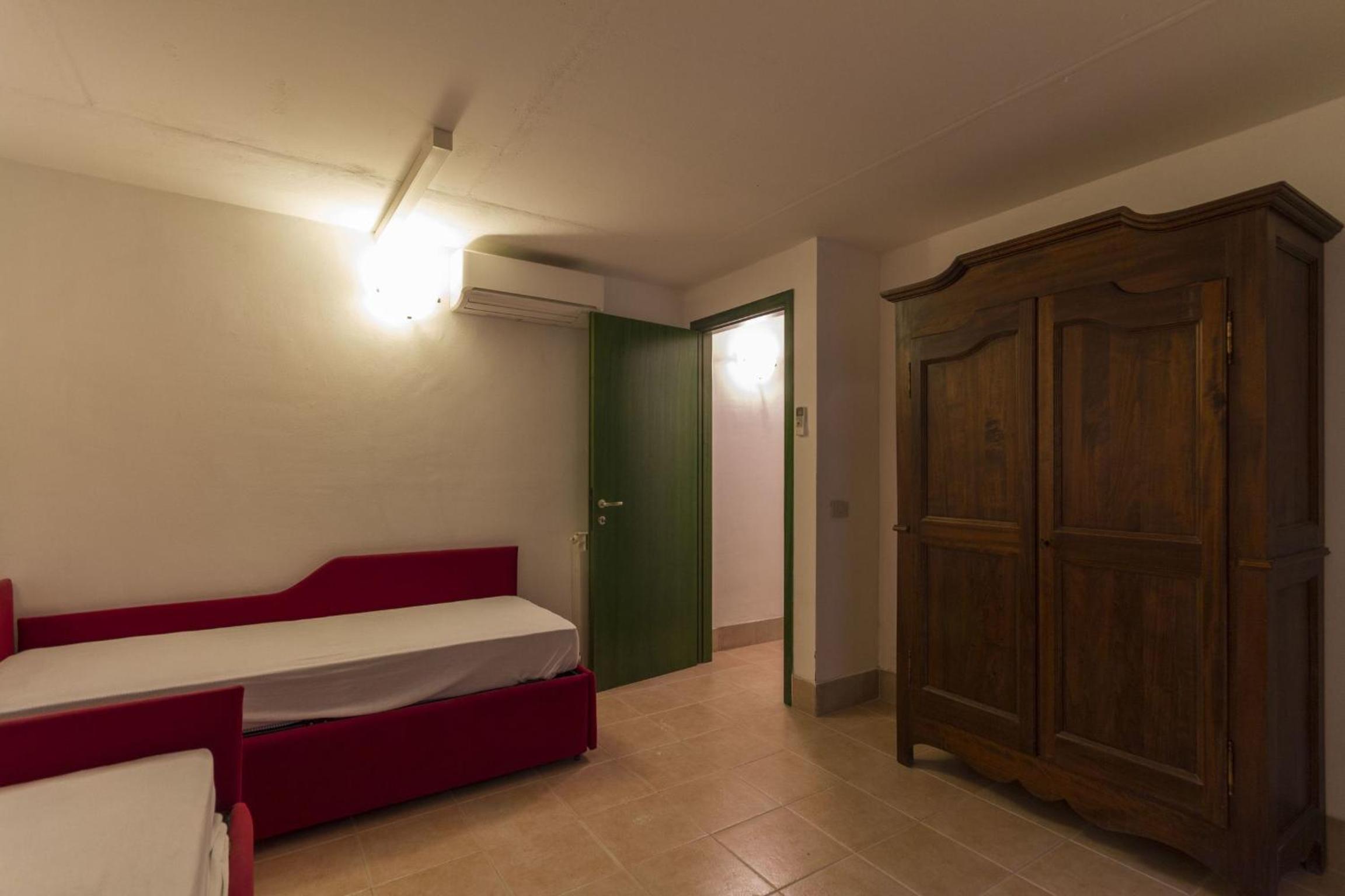 Calanchi Apartments