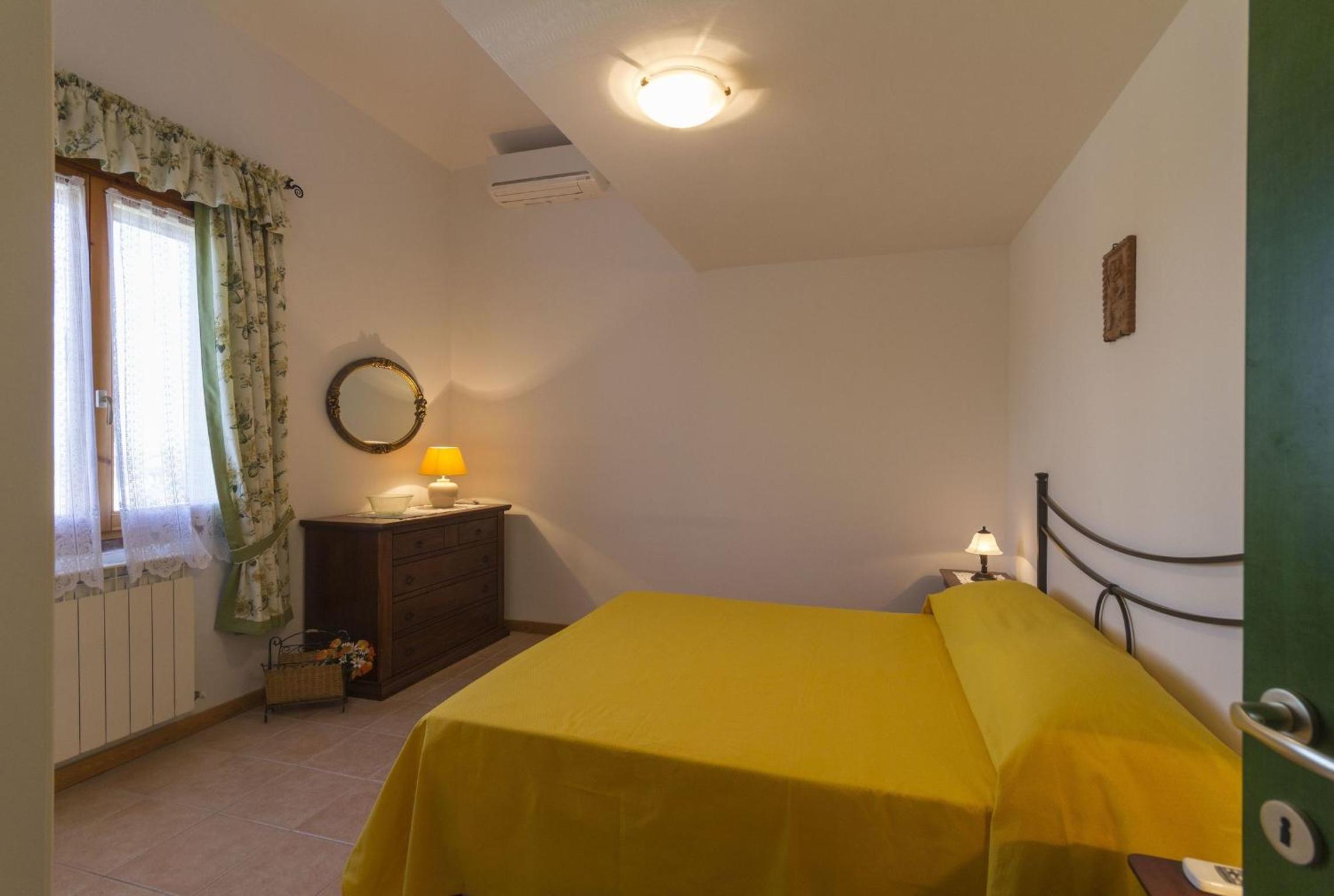 Calanchi Apartments