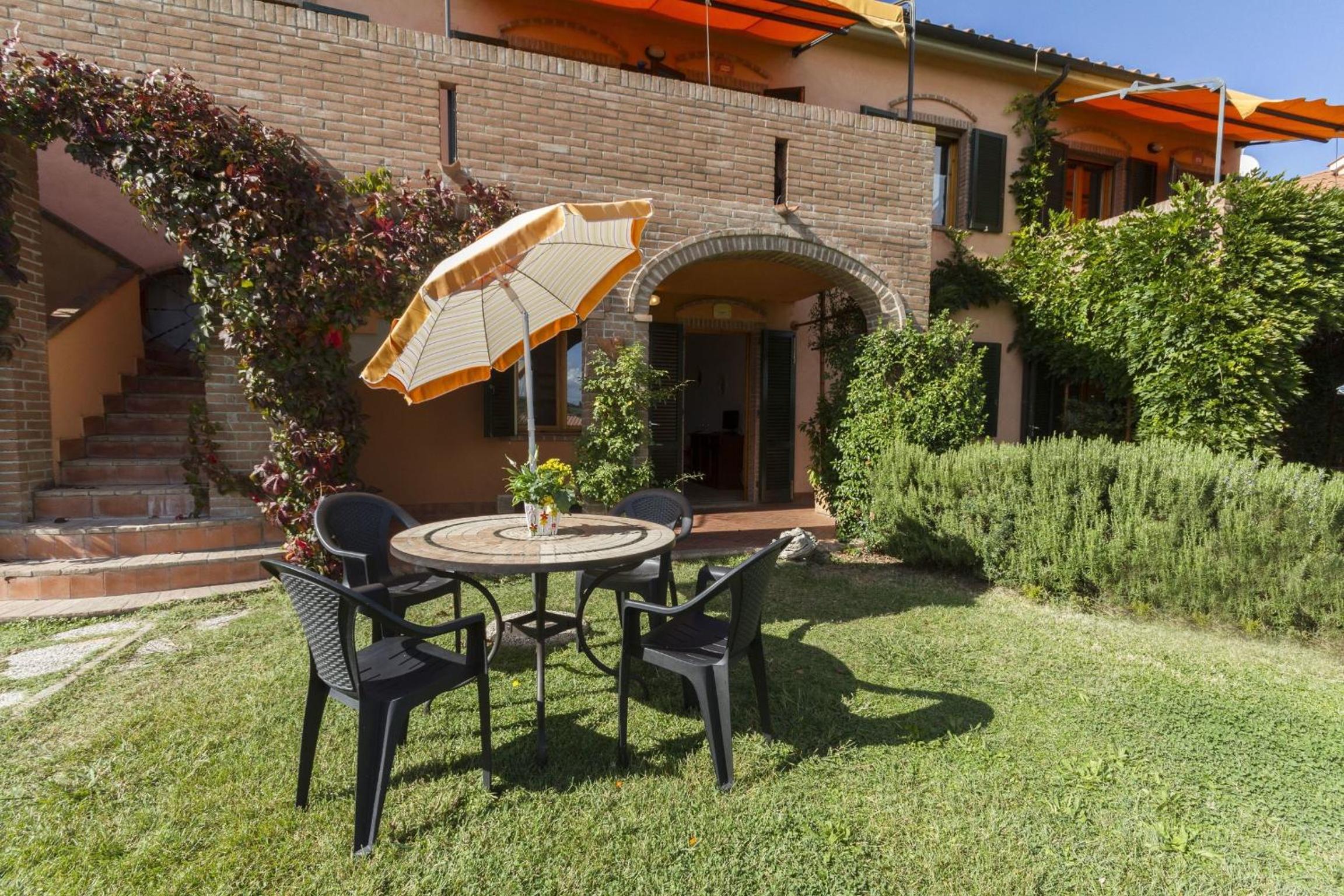 Calanchi Apartments