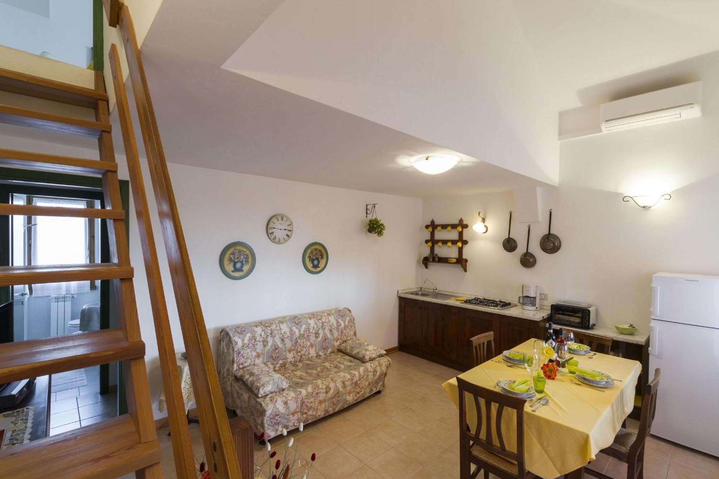 Calanchi Apartments