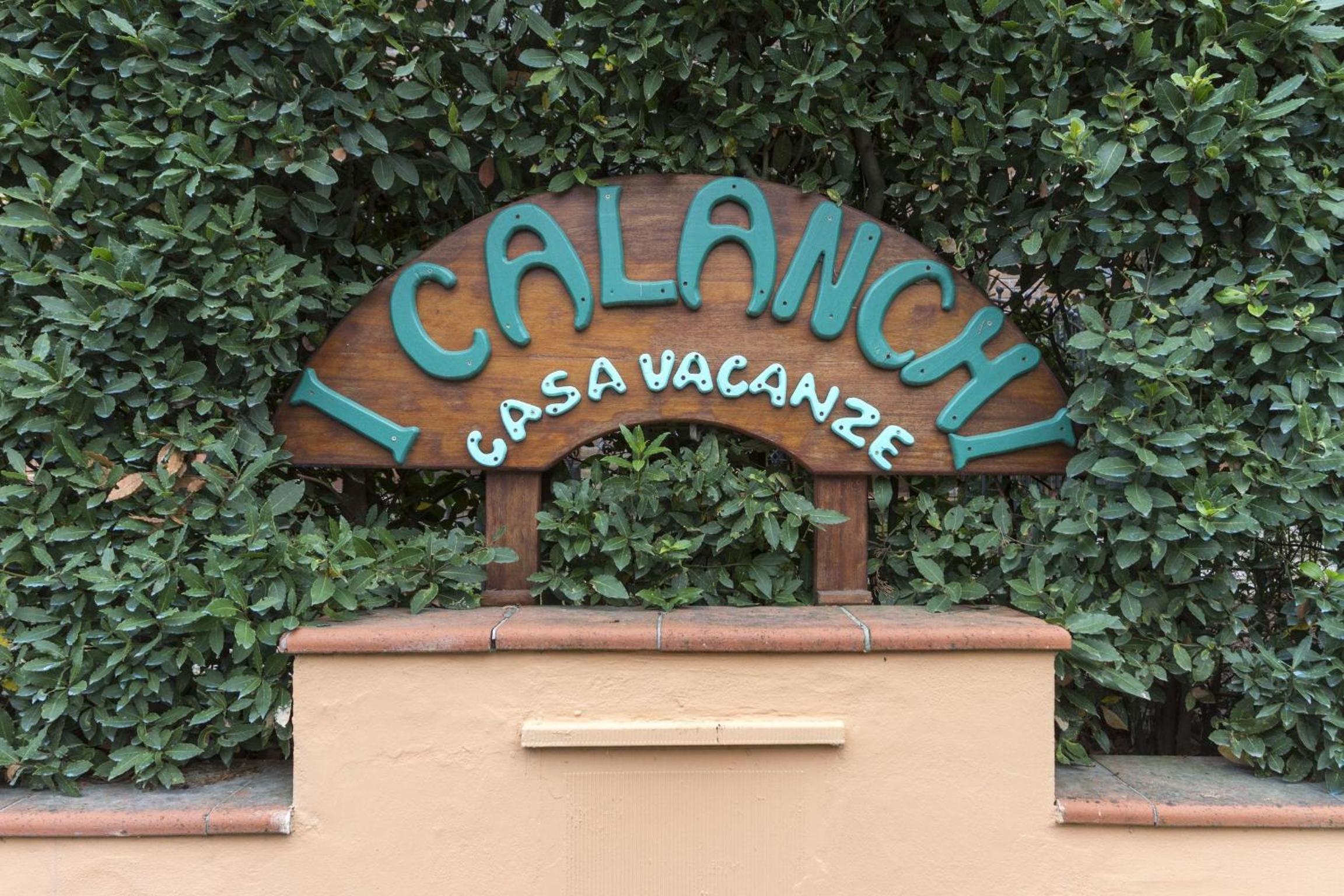 Calanchi Apartments