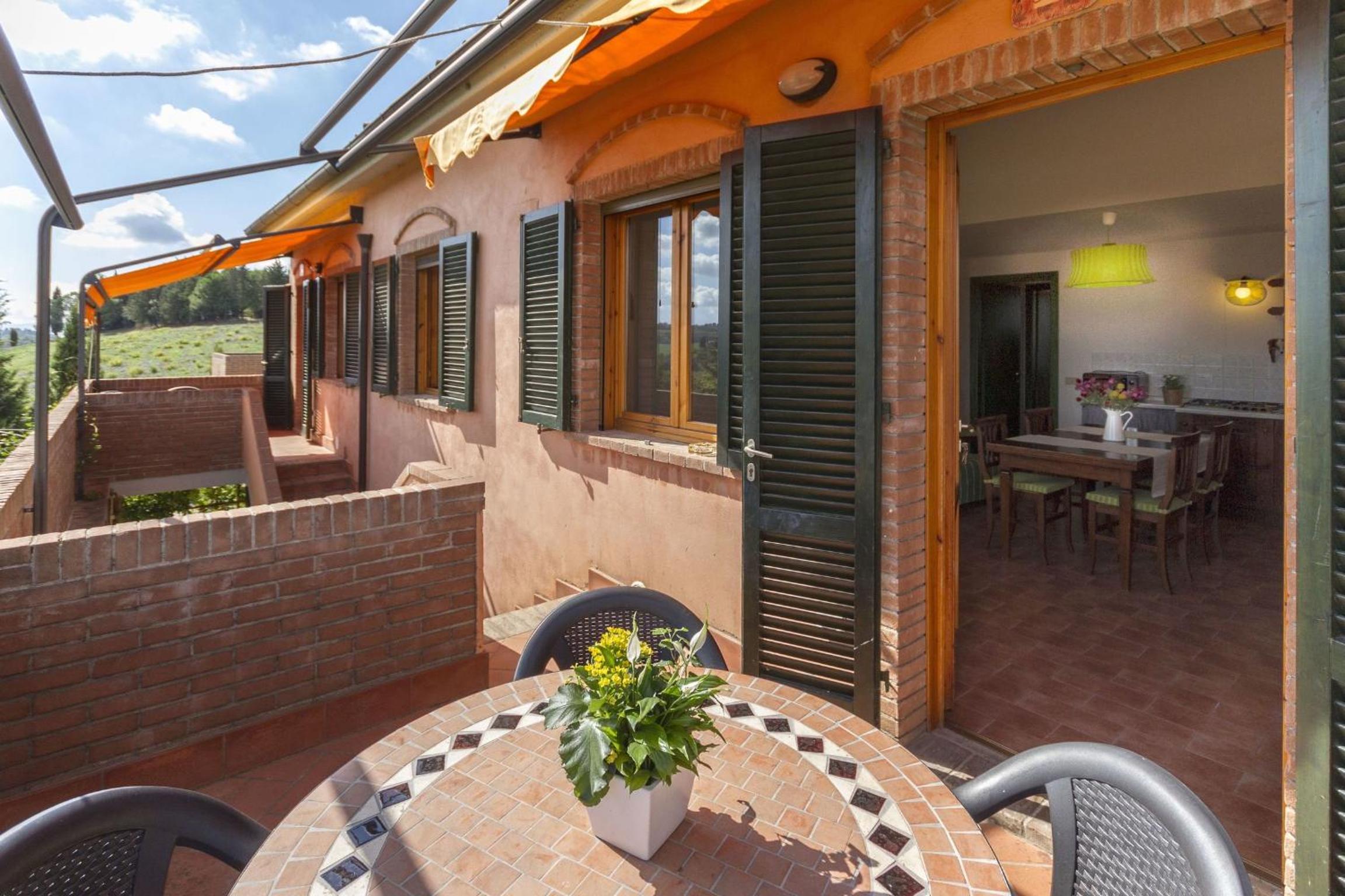 Calanchi Apartments